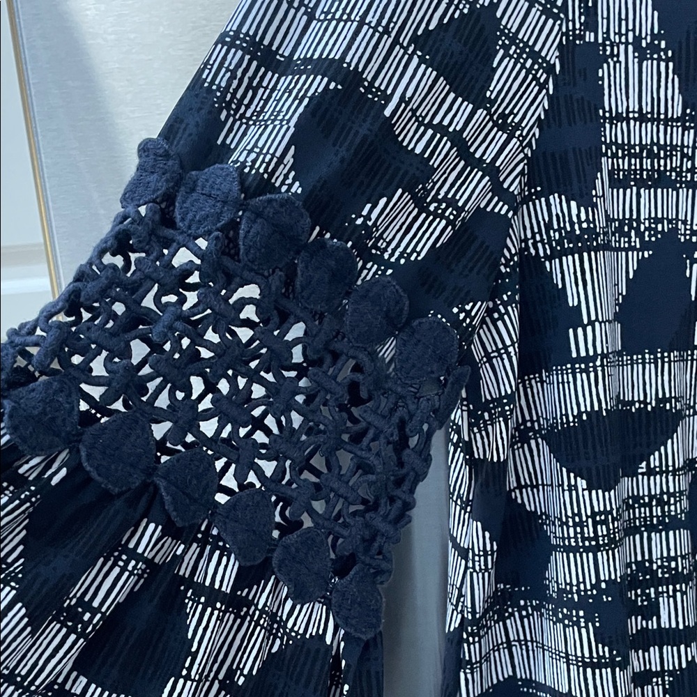 Alfani Navy and White Abstract Blouse - Picture 4 of 11